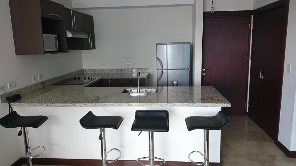 Torres Paseo Colon Apartamento Aparthotel Сан Хосе Стая снимка