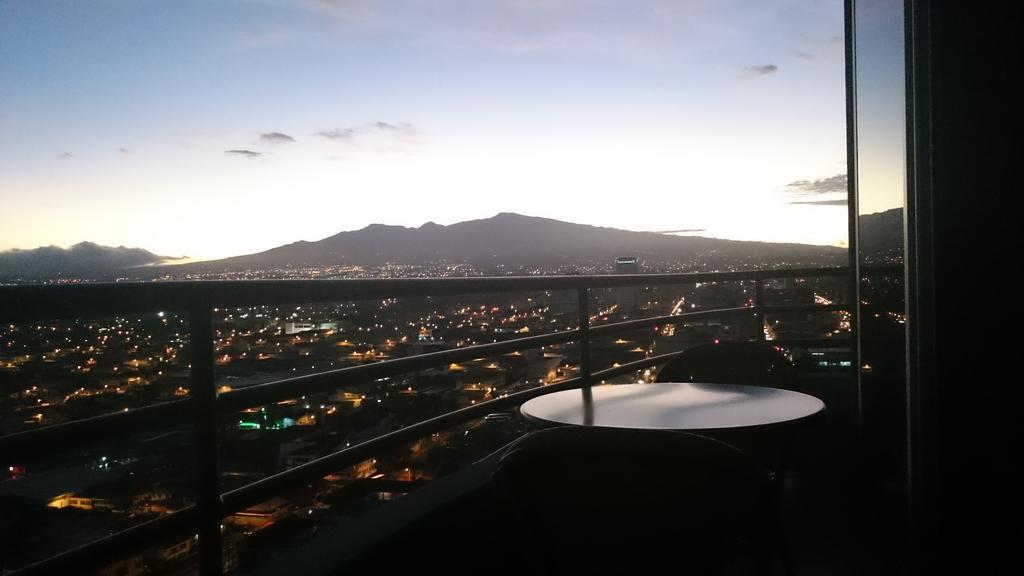Torres Paseo Colon Apartamento Aparthotel Сан Хосе Стая снимка